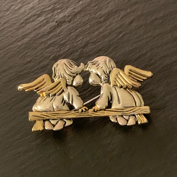 MJ Vintage Silver & Gold Tone Kissing Angles Brooch Pendant - Picture 4 of 9